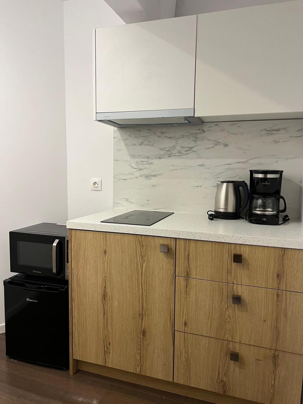Anhome K11 Serviced Apartments Athén Kültér fotó