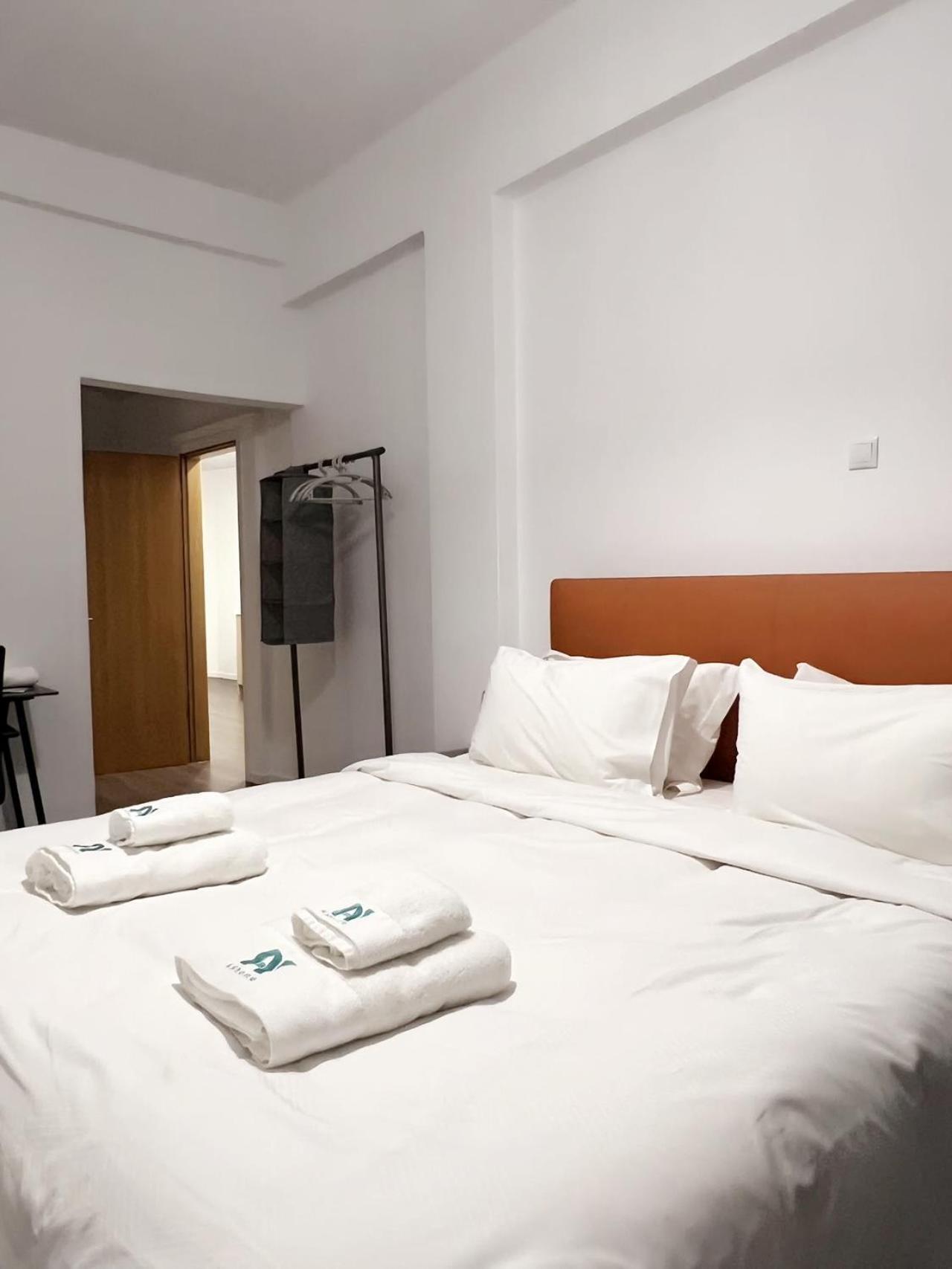 Anhome K11 Serviced Apartments Athén Kültér fotó